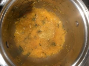 Quadrato di penne integrali alla crema di noci e vellutata di zucca